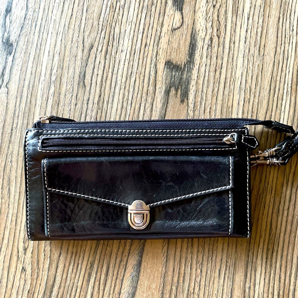 Leather wristlet